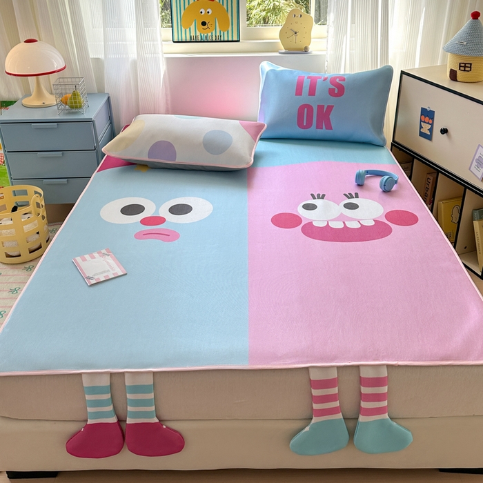 91家纺网 家纺一手货源 找家纺 一霖家纺 2025新款大版300D冰藤席席子凉席三件套 搞怪笑脸