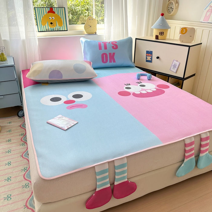 91家纺网 家纺一手货源 找家纺 一霖家纺 2025新款大版300D冰藤席席子凉席三件套 搞怪笑脸