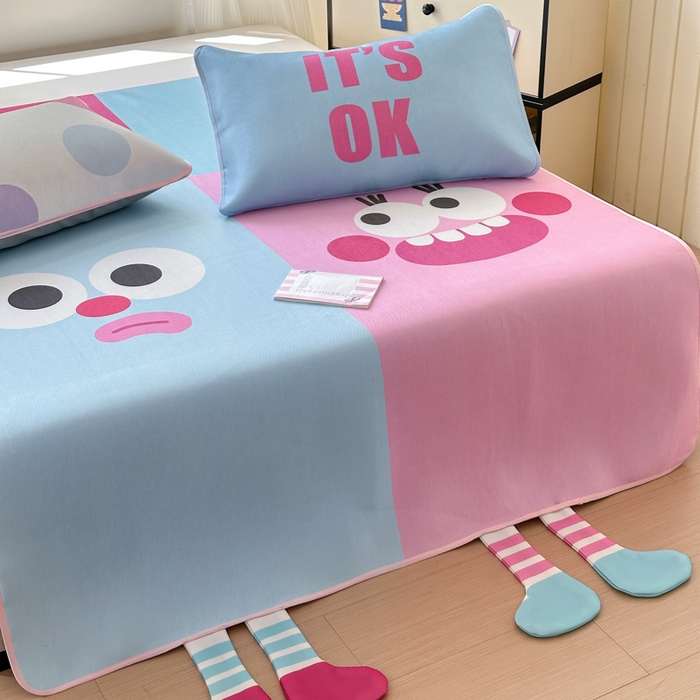 91家纺网 家纺一手货源 找家纺 一霖家纺 2025新款大版300D冰藤席席子凉席三件套 搞怪笑脸