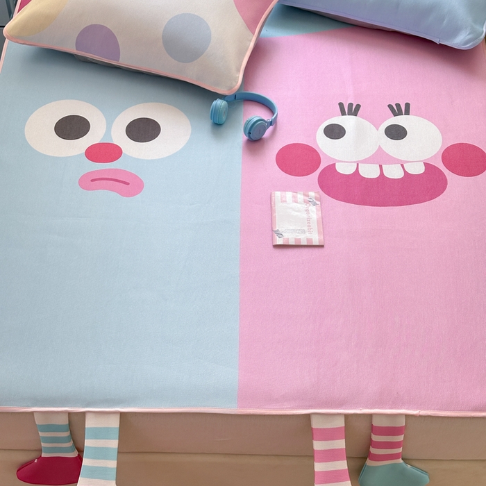 91家纺网 家纺一手货源 找家纺 一霖家纺 2025新款大版300D冰藤席席子凉席三件套 搞怪笑脸