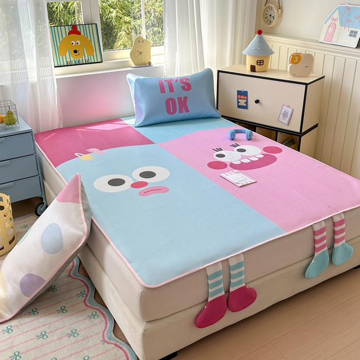 91家纺网 家纺一手货源 找家纺 一霖家纺 2025新款大版300D冰藤席席子凉席三件套 搞怪笑脸