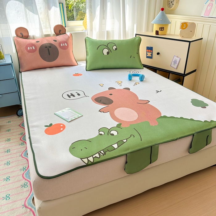 91家纺网 家纺一手货源 找家纺 一霖家纺 2025新款大版300D冰藤席席子凉席三件套 好奇巴拉