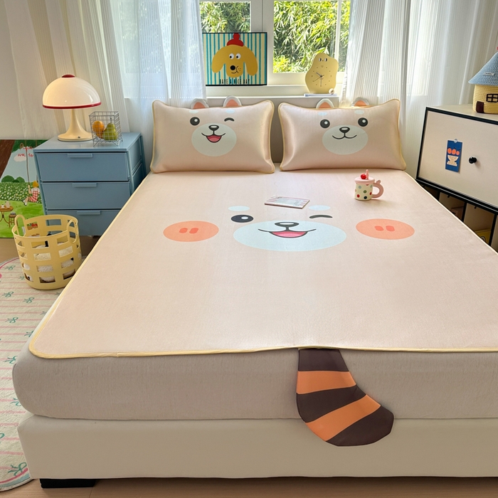 91家纺网 家纺一手货源 找家纺 一霖家纺 2025新款大版300D冰藤席席子凉席三件套 小浣熊