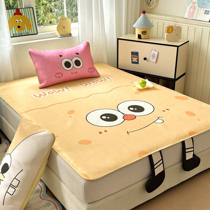 91家纺网 家纺一手货源 找家纺 一霖家纺 2025新款大版300D冰藤席席子凉席三件套 笑脸海宝