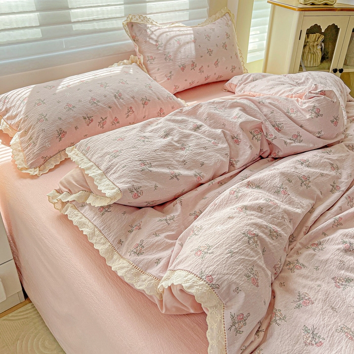 91家纺网 家纺一手货源 找家纺 金梦拉家纺 2025新款提花纱布皱皱纱四件套（全棉镂空花边款） 镂空花边-花颜