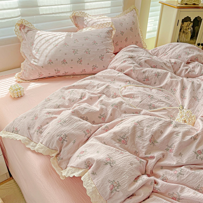 91家纺网 家纺一手货源 找家纺 金梦拉家纺 2025新款提花纱布皱皱纱四件套（全棉镂空花边款） 镂空花边-花颜