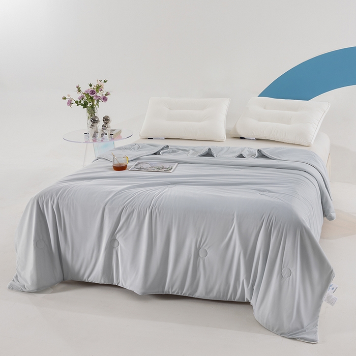 91家纺网 家纺一手货源 找家纺 世爵2025新款氨纶纯色凉感丝夏被被子被芯变凉空调被 高级灰