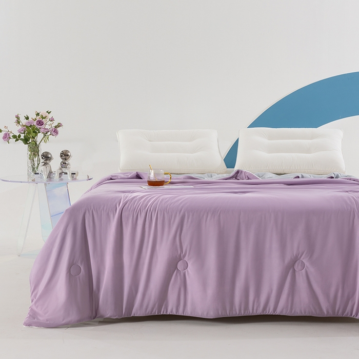 91家纺网 家纺一手货源 找家纺 世爵2025新款氨纶纯色凉感丝夏被被子被芯变凉空调被 梦幻紫拼灰