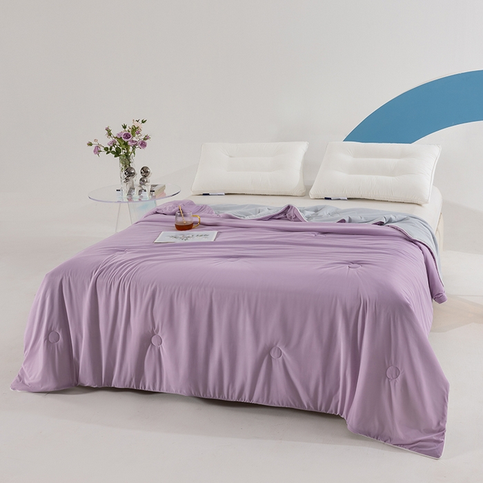 91家纺网 家纺一手货源 找家纺 世爵2025新款氨纶纯色凉感丝夏被被子被芯变凉空调被 梦幻紫拼灰