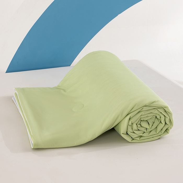 91家纺网 家纺一手货源 找家纺 世爵2025新款氨纶纯色凉感丝夏被被子被芯变凉空调被 糖果绿拼灰