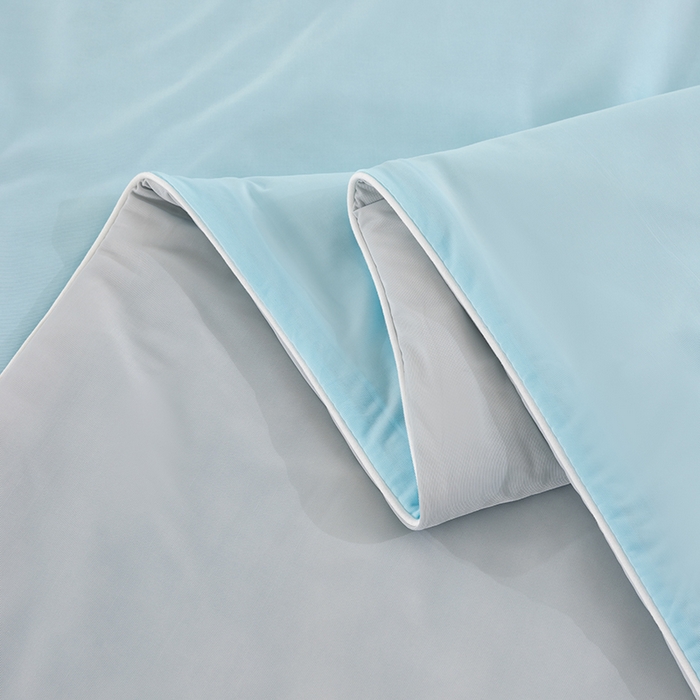 91家纺网 家纺一手货源 找家纺 世爵2025新款氨纶纯色凉感丝夏被被子被芯变凉空调被 天空蓝拼灰