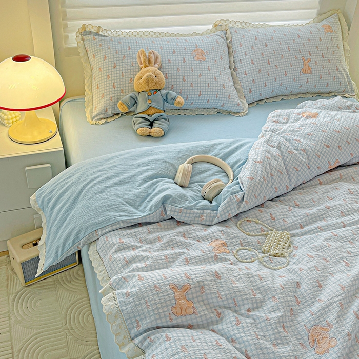 91家纺网 家纺一手货源 找家纺 金梦拉家纺 2025新款提花纱布皱皱纱四件套（全棉镂空花边款） 镂空花边-萌萌兔