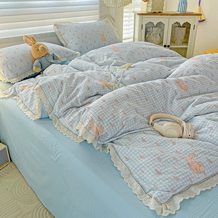 91家纺网 家纺一手货源 找家纺 金梦拉家纺 2025新款提花纱布皱皱纱四件套（全棉镂空花边款） 镂空花边-萌萌兔