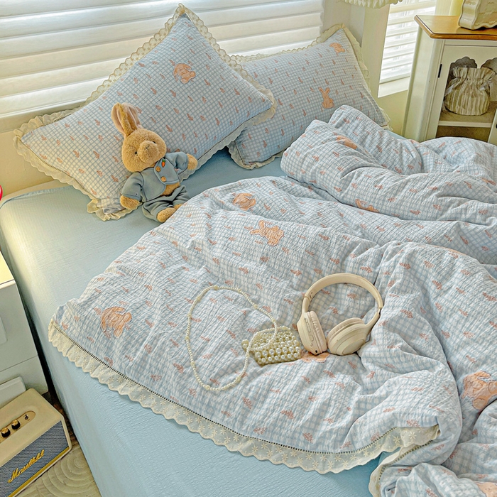 91家纺网 家纺一手货源 找家纺 金梦拉家纺 2025新款提花纱布皱皱纱四件套（全棉镂空花边款） 镂空花边-萌萌兔