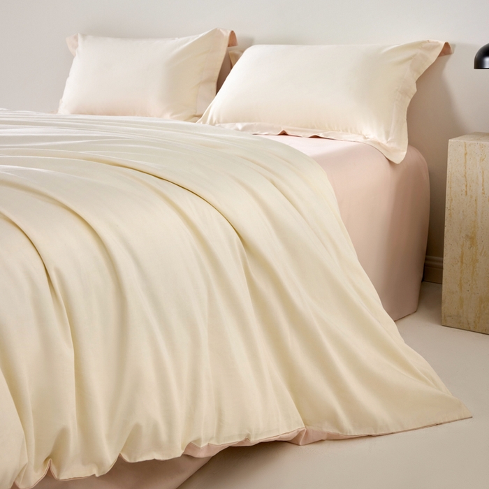 91家纺网 家纺一手货源 找家纺 （总）丞音家纺 2025新款A类纯色高档礼盒包装双股高支蜜贡缎100s长绒棉四件套纯棉被套床单