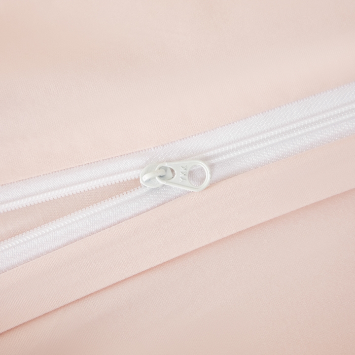 91家纺网 家纺一手货源 找家纺 丞音家纺 2025新款A类纯色高档礼盒包装双股高支蜜贡缎100s长绒棉四件套纯棉被套床单 洛克-桃花粉