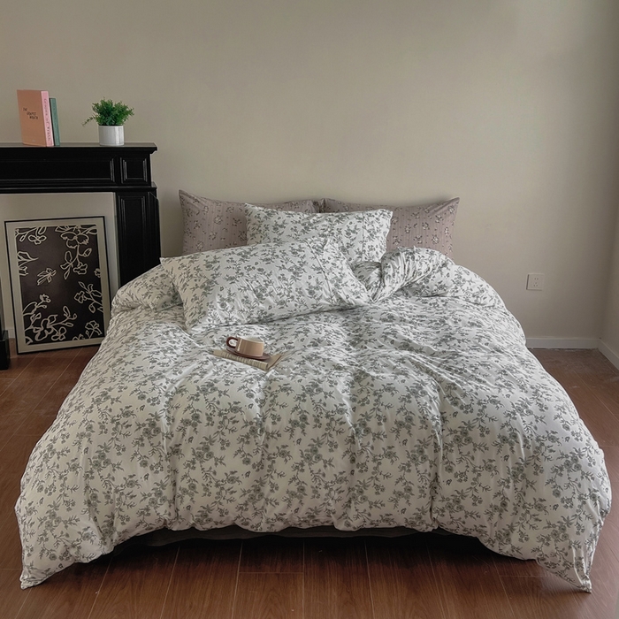 91家纺网 家纺一手货源 找家纺 梦可莱家居 2025春夏新款全棉纯棉针织棉印花四件套 白底蝶恋花