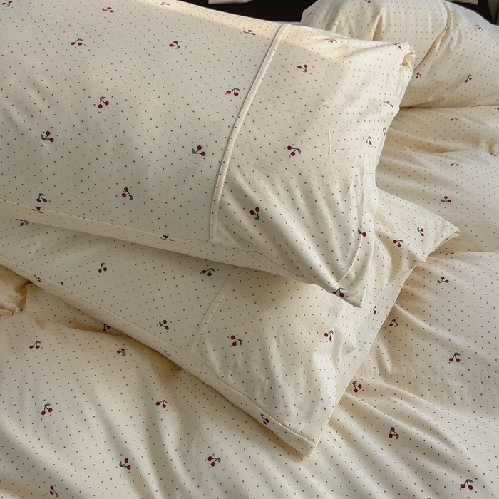 91家纺网 家纺一手货源 找家纺 梦可莱家居 2025春夏新款全棉纯棉针织棉印花四件套 波点车厘子