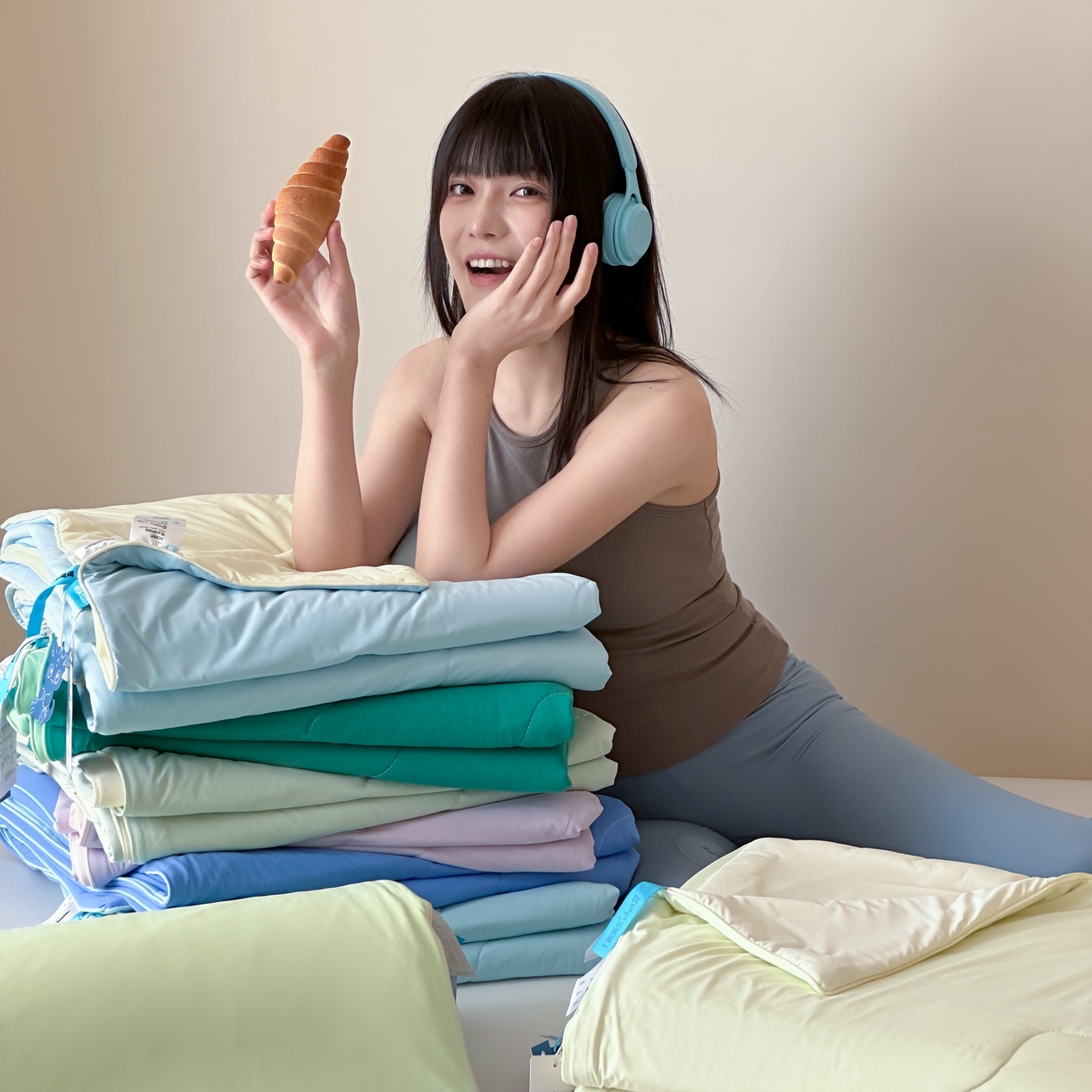 91家纺网 家纺一手货源 找家纺 （总）觅糖家纺 2025春夏新款亲肤纯色雪糕夏被夏凉被空调被