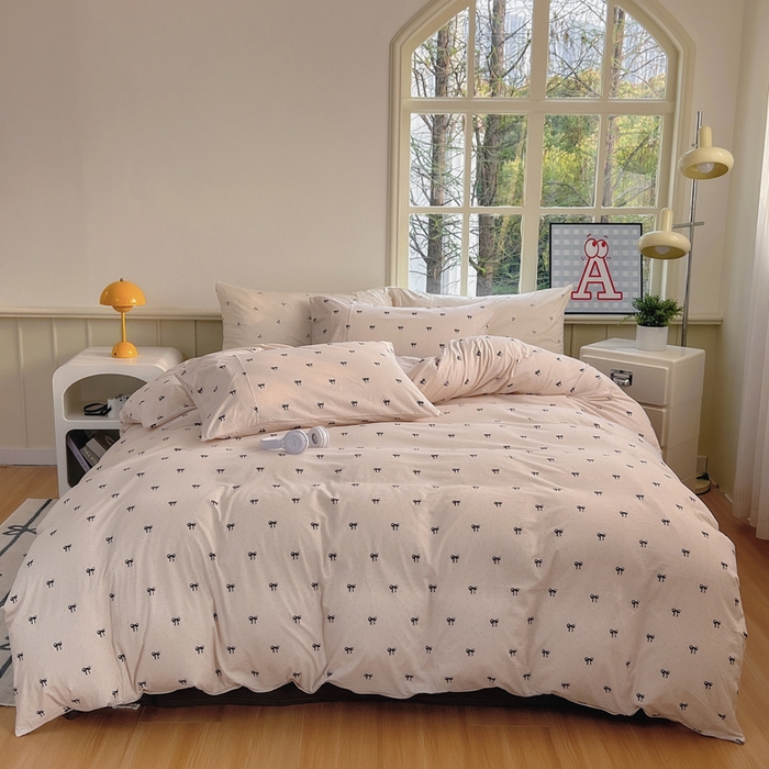 91家纺网 家纺一手货源 找家纺 梦可莱家居 2025春夏新款全棉纯棉针织棉印花四件套 波点蝴蝶结