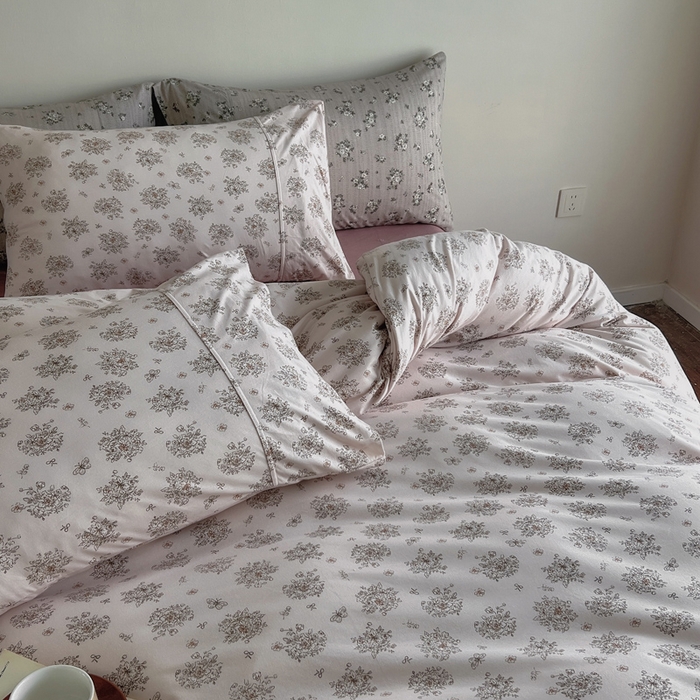 91家纺网 家纺一手货源 找家纺 梦可莱家居 2025春夏新款全棉纯棉针织棉印花四件套 粉底蝴蝶和结