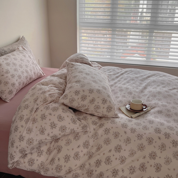 91家纺网 家纺一手货源 找家纺 梦可莱家居 2025春夏新款全棉纯棉针织棉印花四件套 粉底蝴蝶和结