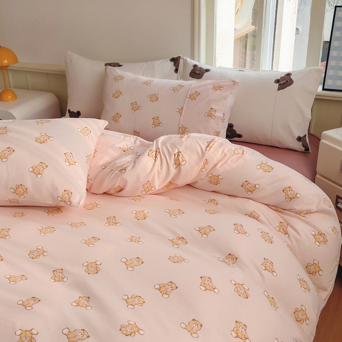 梦可莱家居 2025春夏新款全棉纯棉针织棉印花四件套 粉底蝴蝶小熊