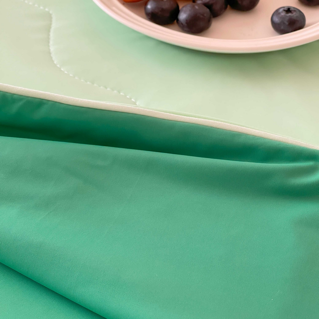 91家纺网 家纺一手货源 找家纺 觅糖家纺 2025春夏新款亲肤纯色雪糕夏被夏凉被空调被 薄荷绿