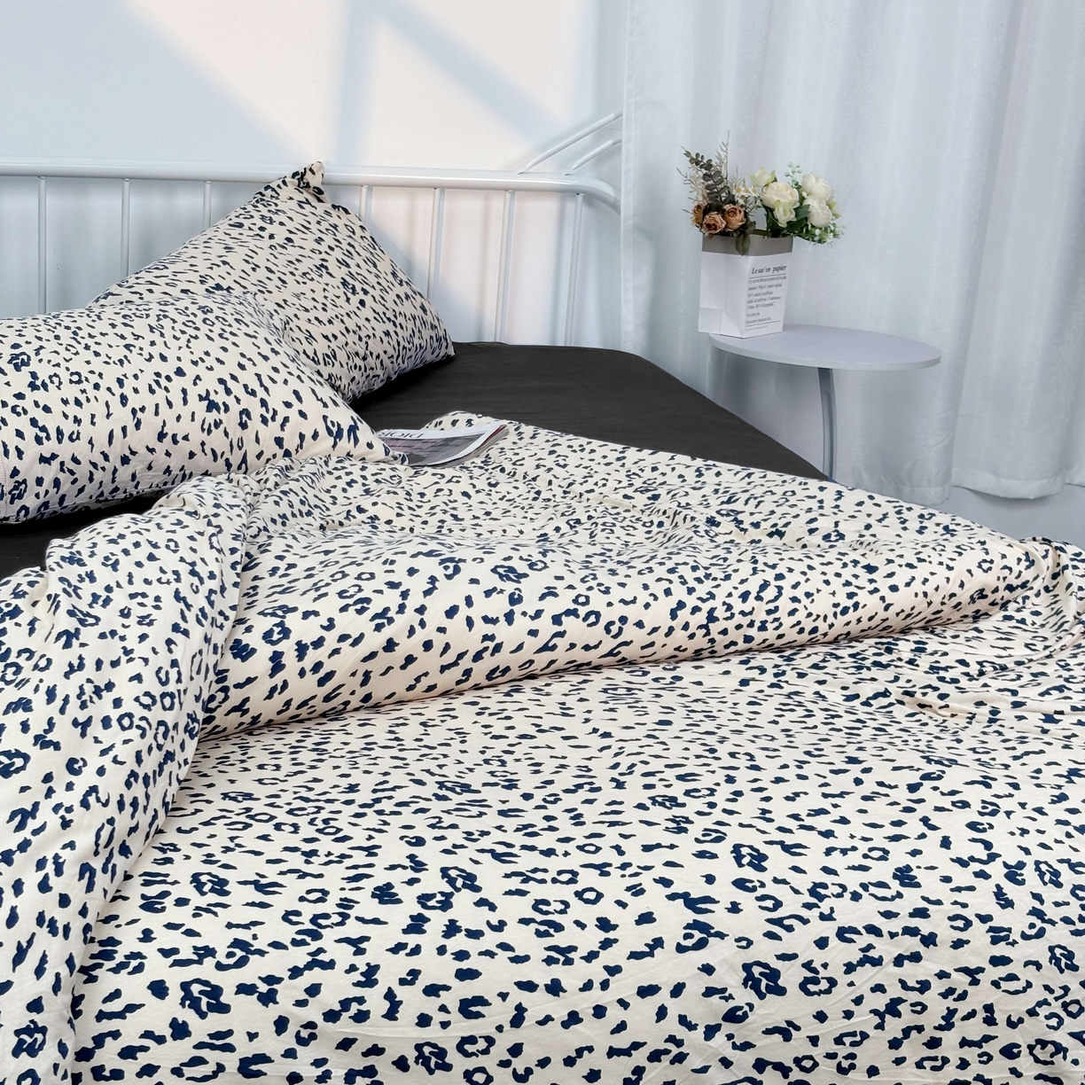 91家纺网 家纺一手货源 找家纺 梦可莱家居 2025春夏新款全棉纯棉针织棉印花四件套 黑白云纹