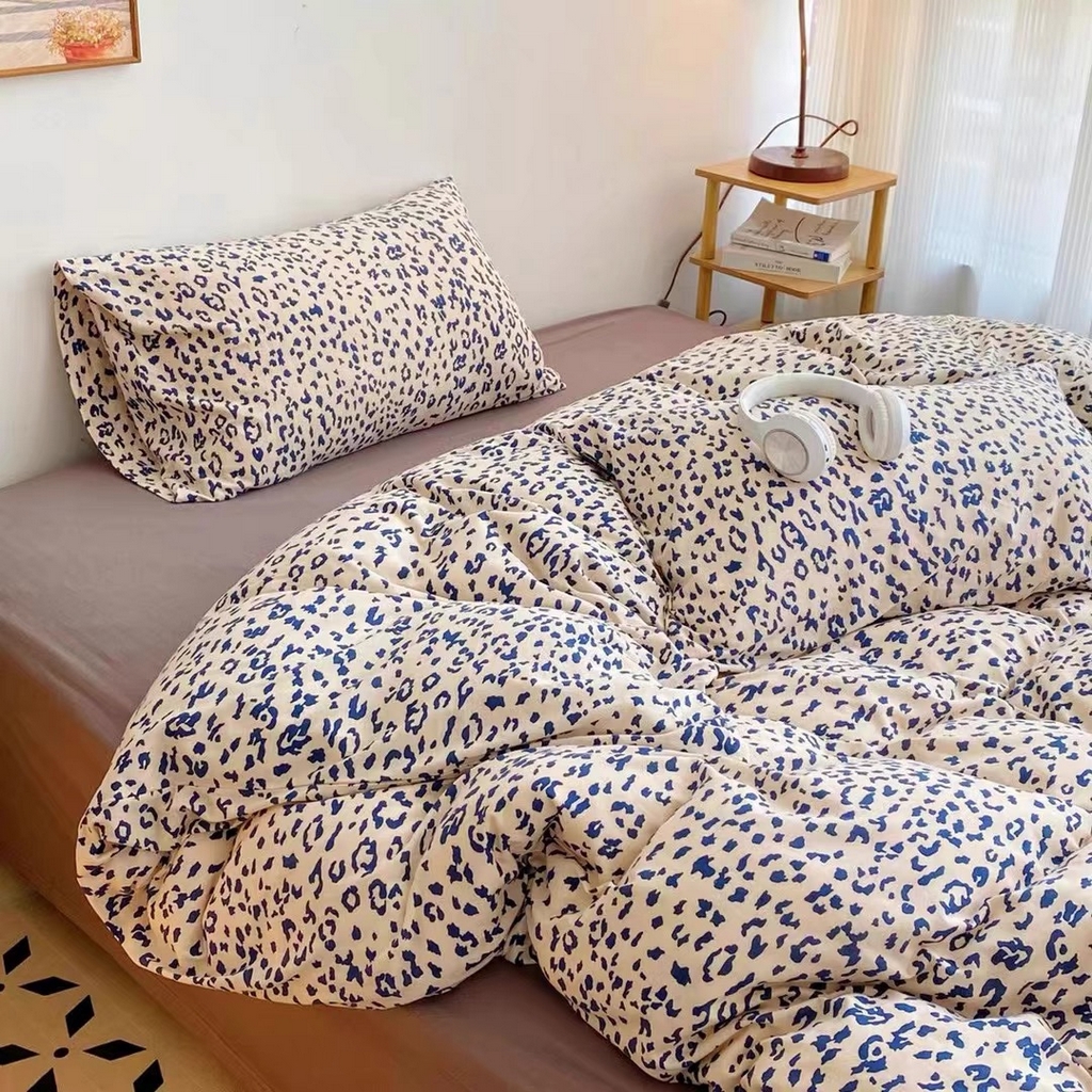 91家纺网 家纺一手货源 找家纺 梦可莱家居 2025春夏新款全棉纯棉针织棉印花四件套 黑白云纹