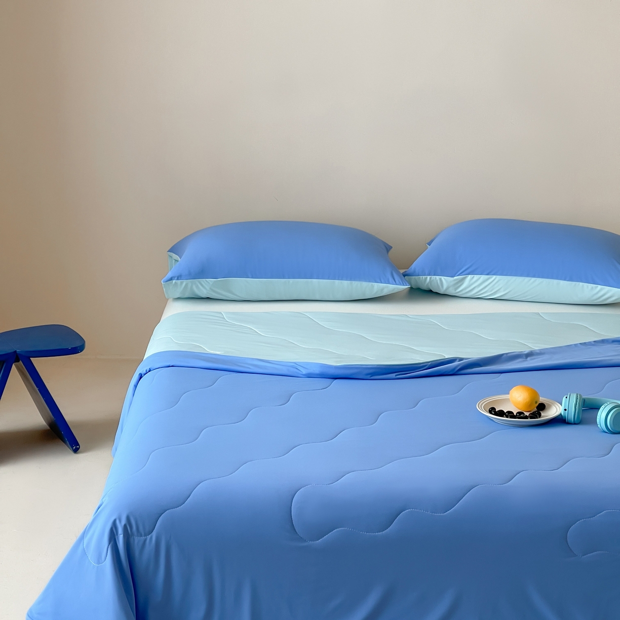 91家纺网 家纺一手货源 找家纺 觅糖家纺 2025春夏新款亲肤纯色雪糕夏被夏凉被空调被 克莱因蓝