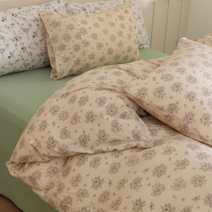 91家纺网 家纺一手货源 找家纺 梦可莱家居 2025春夏新款全棉纯棉针织棉印花四件套 黄底蝴蝶和结