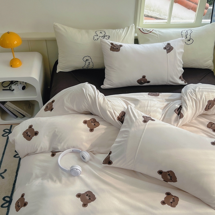 91家纺网 家纺一手货源 找家纺 梦可莱家居 2025春夏新款全棉纯棉针织棉印花四件套 咖啡熊