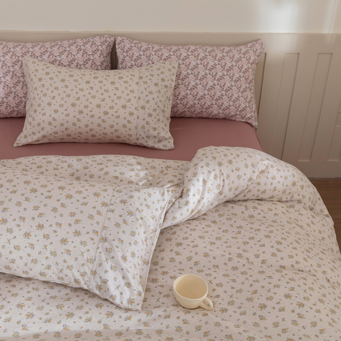 91家纺网 家纺一手货源 找家纺 梦可莱家居 2025春夏新款全棉纯棉针织棉印花四件套 卡底雪芙蓉