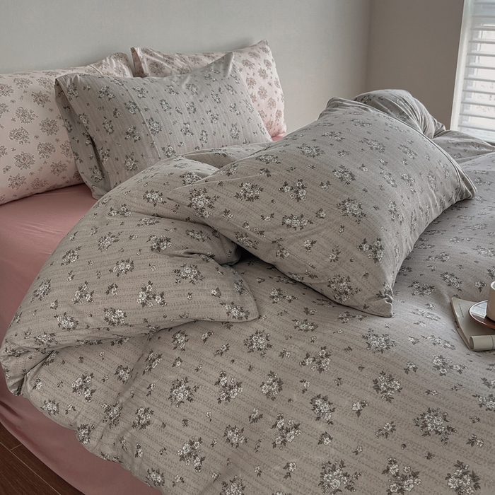 91家纺网 家纺一手货源 找家纺 梦可莱家居 2025春夏新款全棉纯棉针织棉印花四件套 卡其底国风芍药