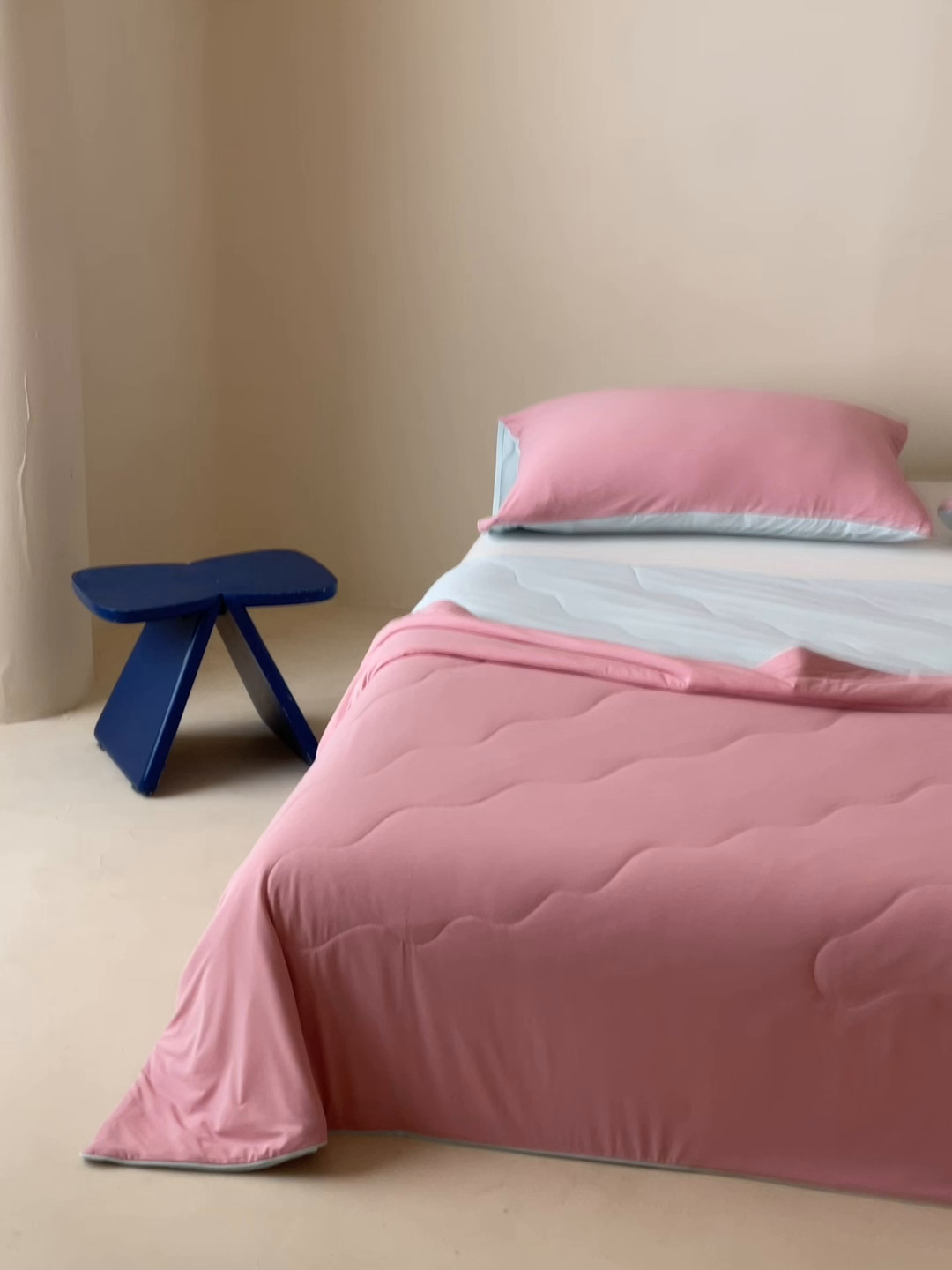 91家纺网 家纺一手货源 找家纺 觅糖家纺 2025春夏新款亲肤纯色雪糕夏被夏凉被空调被 蔷薇粉