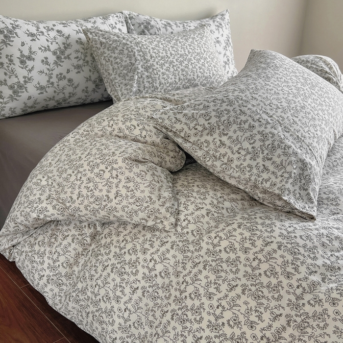 91家纺网 家纺一手货源 找家纺 梦可莱家居 2025春夏新款全棉纯棉针织棉印花四件套 素描小花