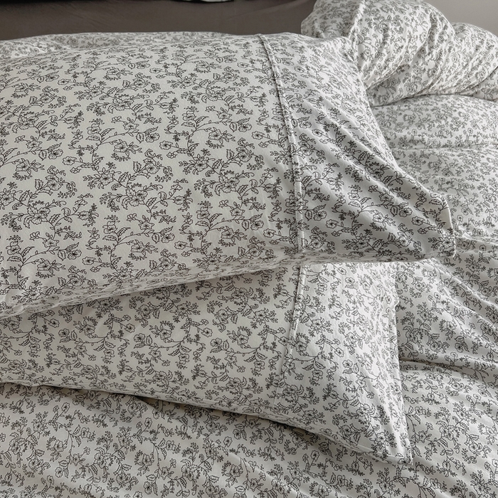 91家纺网 家纺一手货源 找家纺 梦可莱家居 2025春夏新款全棉纯棉针织棉印花四件套 素描小花