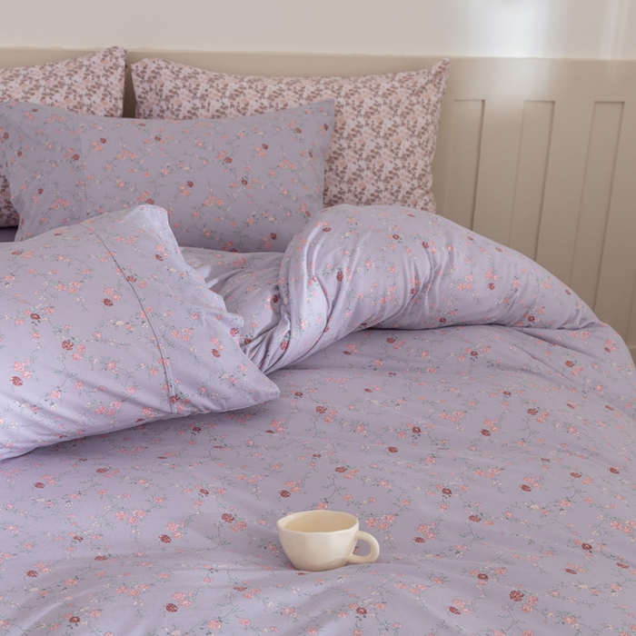 91家纺网 家纺一手货源 找家纺 梦可莱家居 2025春夏新款全棉纯棉针织棉印花四件套 紫底春藤杜鹃