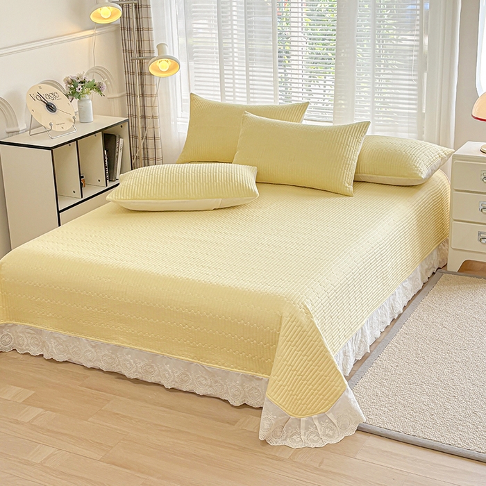 91家纺网 家纺一手货源 找家纺 金艾草2026新款床盖款A类纯棉双层纱花边四件套 奶油黄-小花