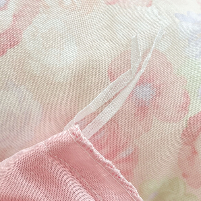 91家纺网 家纺一手货源 找家纺 金艾草2026新款床盖款A类纯棉双层纱花边四件套 清桃粉色