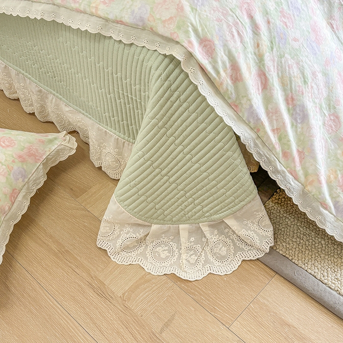 91家纺网 家纺一手货源 找家纺 金艾草2026新款床盖款A类纯棉双层纱花边四件套 清桃绿