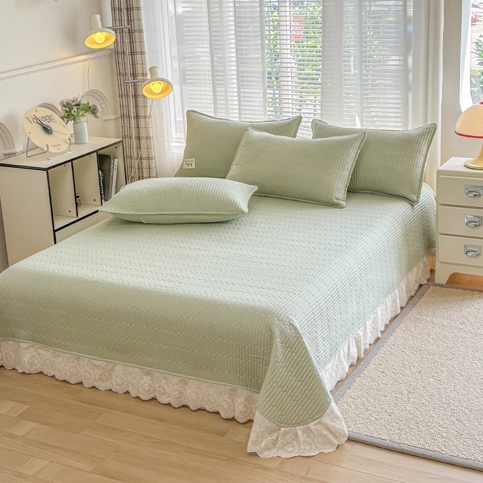 91家纺网 家纺一手货源 找家纺 金艾草2026新款床盖款A类纯棉双层纱花边四件套 清桃绿