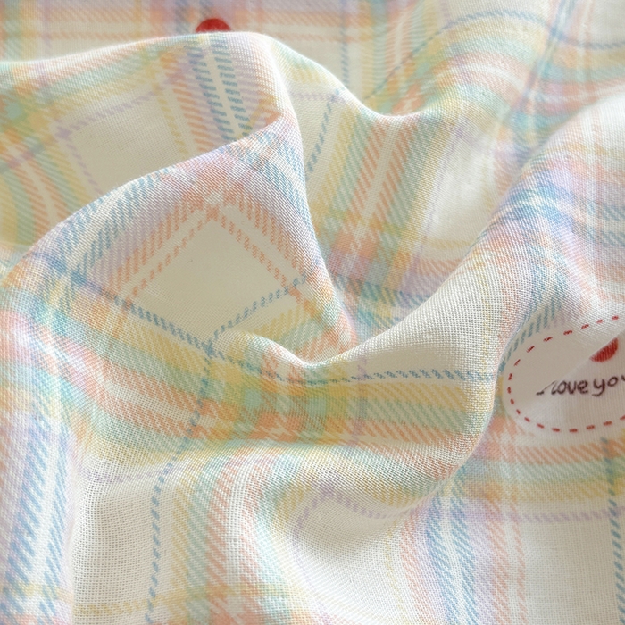 91家纺网 家纺一手货源 找家纺 金艾草2026新款床盖款A类纯棉双层纱花边四件套 樱桃格子