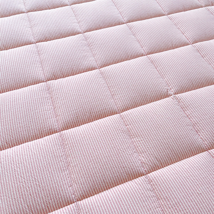 91家纺网 家纺一手货源 找家纺 丽诺床垫 2025新款亲肤舒适全棉纯棉色织棉花床褥床垫 细条粉