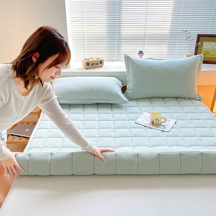 91家纺网 家纺一手货源 找家纺 丽诺床垫 2025新款亲肤舒适全棉纯棉色织棉花床褥床垫 细条绿