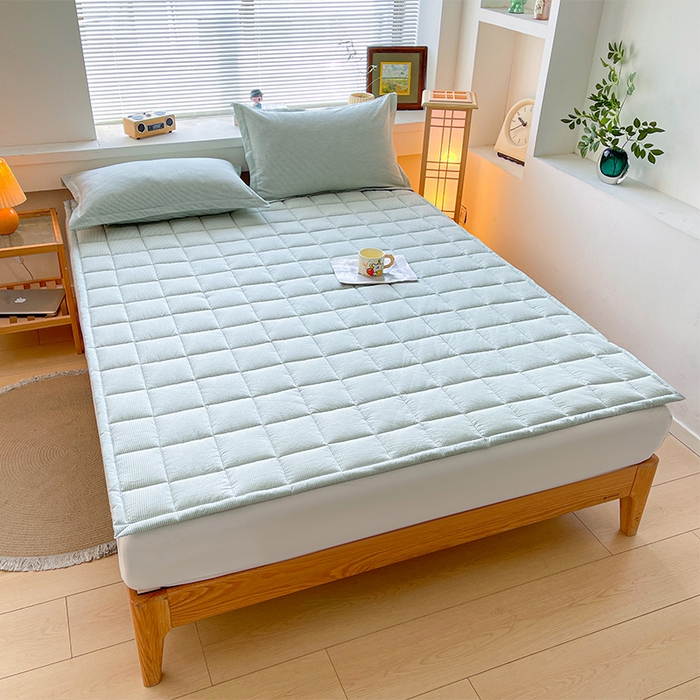 91家纺网 家纺一手货源 找家纺 丽诺床垫 2025新款亲肤舒适全棉纯棉色织棉花床褥床垫 细条绿