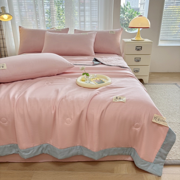 91家纺网 家纺一手货源 找家纺 金艾草2025新款纯色A类纯棉双层纱夏被四件套 粉色（手包边款）