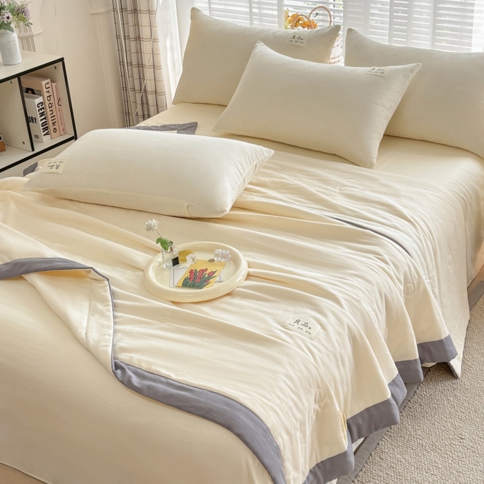 91家纺网 家纺一手货源 找家纺 金艾草2025新款纯色A类纯棉双层纱夏被四件套 奶油黄（手包边）