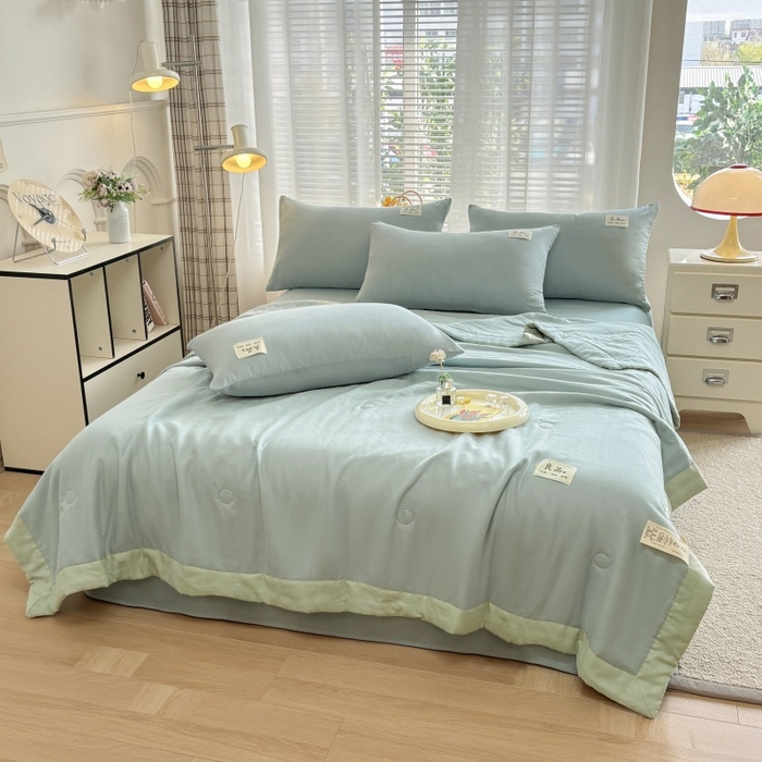 91家纺网 家纺一手货源 找家纺 金艾草2025新款纯色A类纯棉双层纱夏被四件套 蔚蓝（手包边）